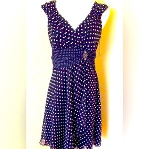 Flirty polka dot dress sleeveless flair dress black white polka dot V neck dress